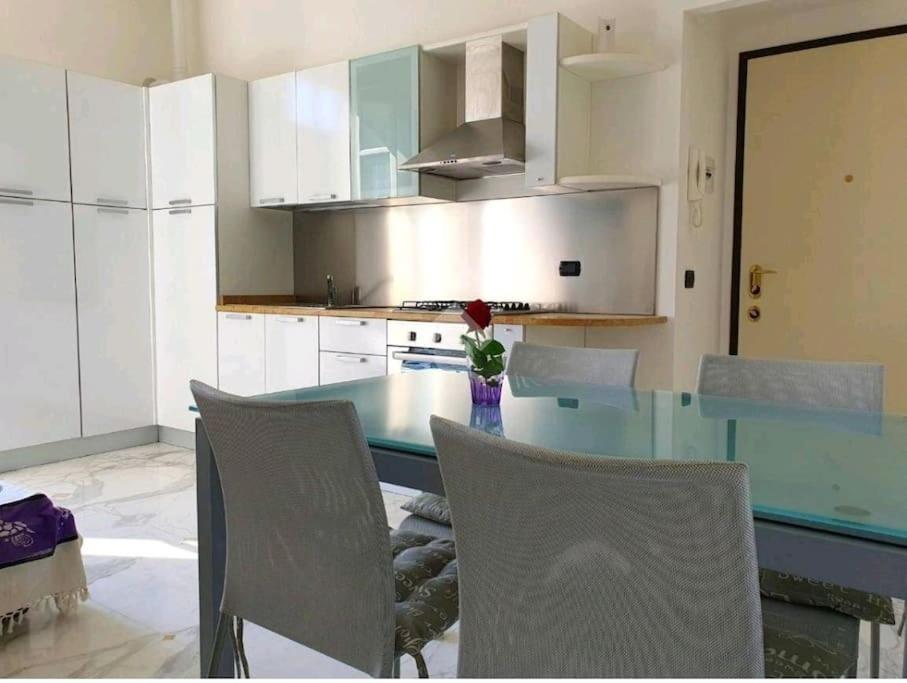 Appartamento 50 Mt Mare Con Parcheggio Riservato Riva Ligure Ngoại thất bức ảnh